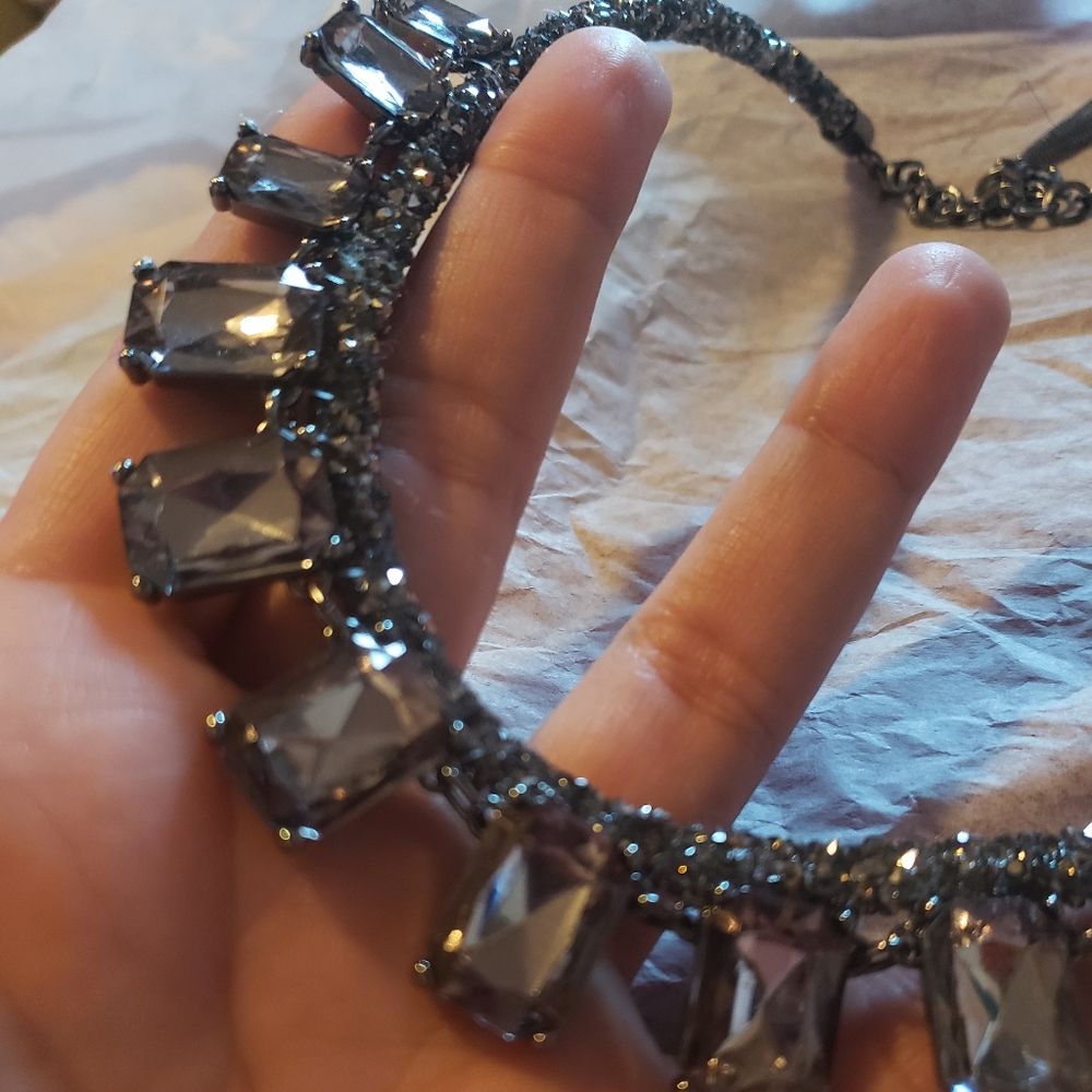 Glitter Rhinestone Statement Necklace - image 6